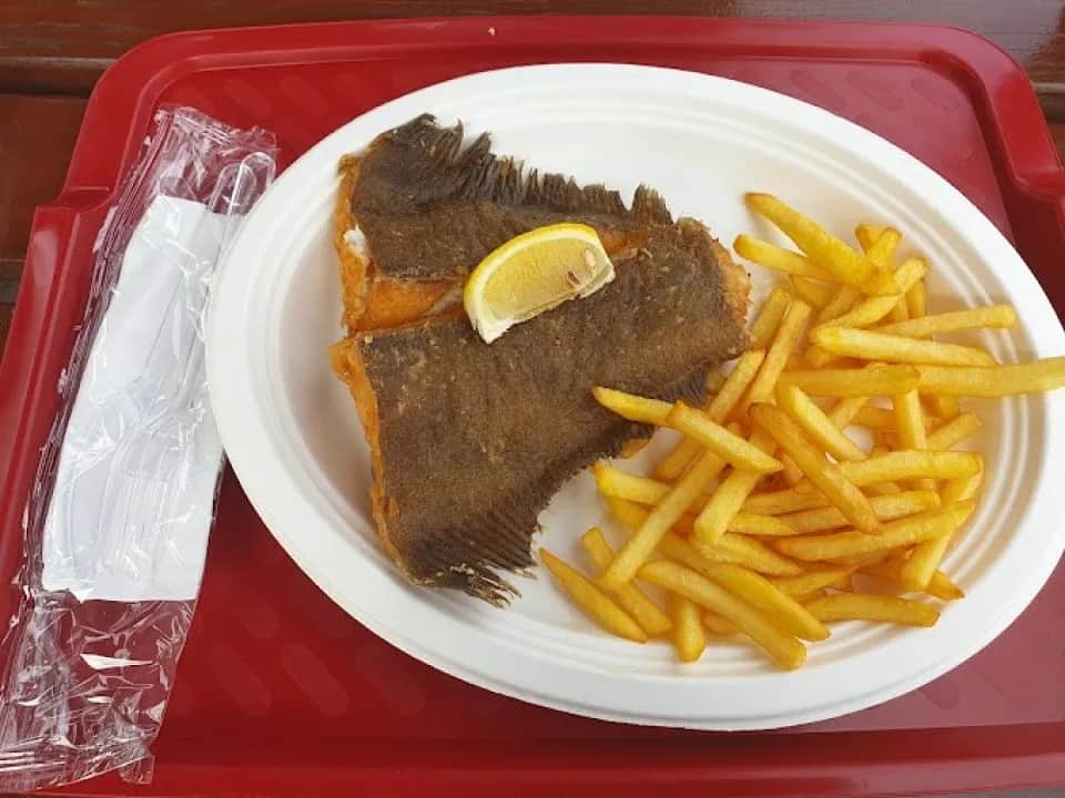 Dziwnów gdzie zjeść: najlepsze miejsca na pyszny posiłek nad morzem