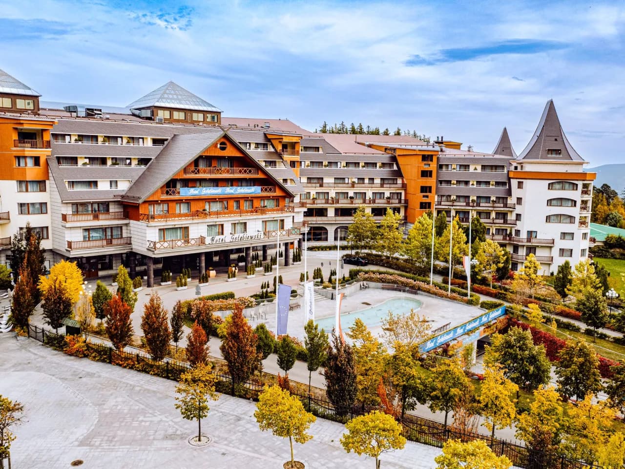 Ile hoteli ma Gołębiewski? Sprawdź, gdzie znajdziesz najlepsze obiekty