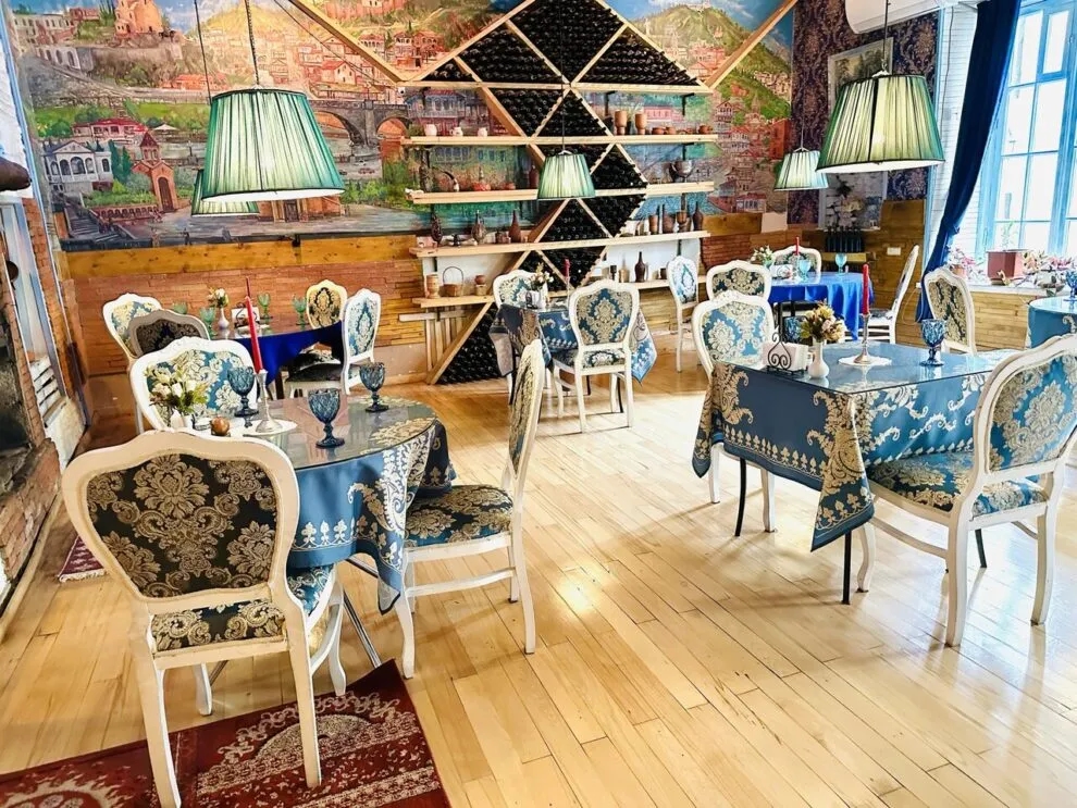Tbilisi gdzie zjeść: najlepsze restauracje i ukryte smaki miasta
